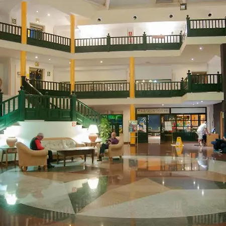 酒店 Diver Lanzarote 4*